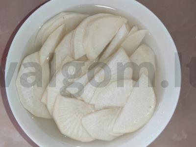 Skani salotos su ridikėliais Žingsnis 1