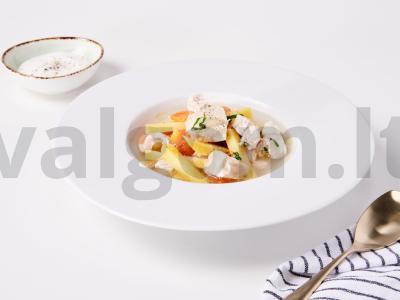 Žuvies sriuba iš dantytos žuvies su kalakutienos filė pagrindine nuotrauka