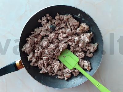 Mėsos pyragas Žingsnis 1