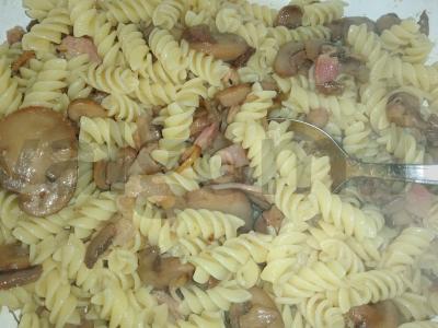 Makaronai su grybais ir šonine Žingsnis 4