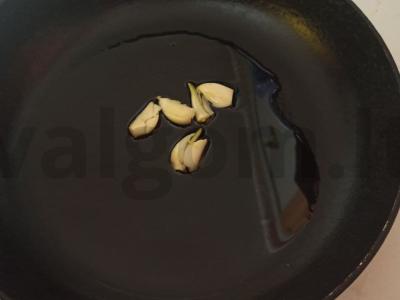 Vegetariškas grybų sriuba su kruopomis ir daržovėmis Žingsnis 2