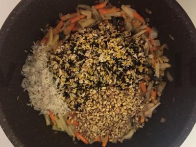 Vegetariškas grybų sriuba su kruopomis ir daržovėmis Žingsnis 4