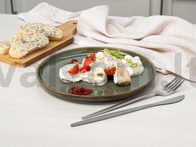 Kalakutienos filė su vynu ir sūriu plaktomis grietinėlėmis pagrindine nuotrauka