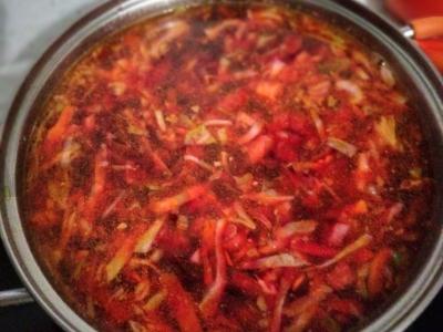 Burokėlių sriuba su vištiena Žingsnis 5