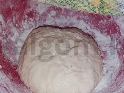 Pica „Naminė“ su saliami ir pievagrybiais Žingsnis 2