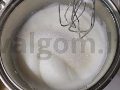 Tortas „Šerkšnas“ su avietėmis Žingsnis 3