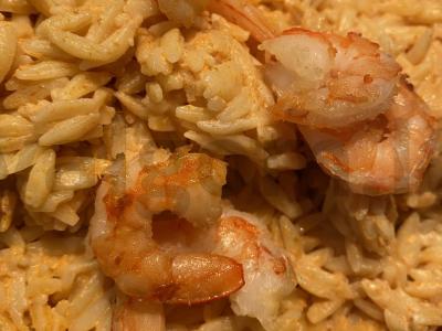 Orzo makaronai su Tom Yum makaronais pagrindine nuotrauka
