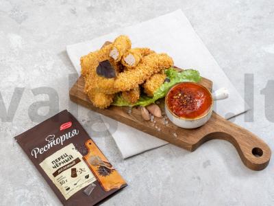 Traškūs vištienos stripsai su aštriu padažu pagrindine nuotrauka