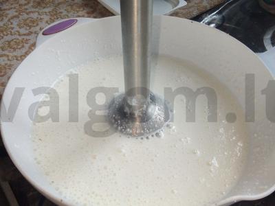 Sūrio pyragas be kepimo Žingsnis 4