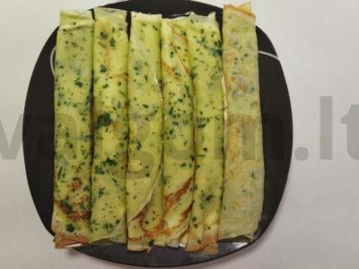 Blynai su špinatais pagrindine nuotrauka