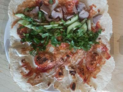 Namų kiaulienos šašlykas su agurkais ir žolelėmis Žingsnis 2