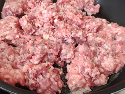 Malta mėsa su pomidorų pasta Žingsnis 1