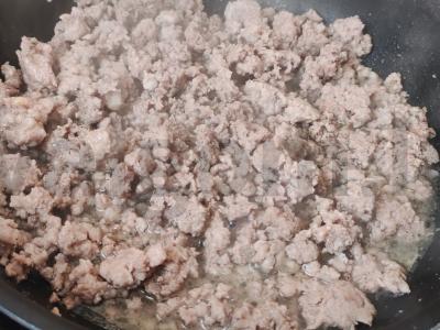 Malta mėsa su pomidorų pasta Žingsnis 2