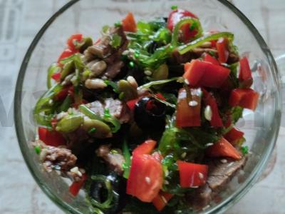 Salotas „Vyrų“ su jautiena ir čuka pagrindine nuotrauka