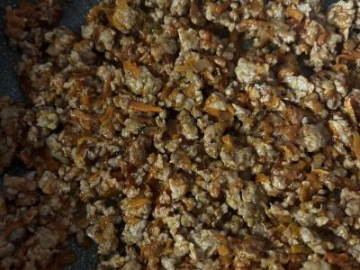 Grikių košė su kiaulienos faršu ir daržovėmis Žingsnis 3