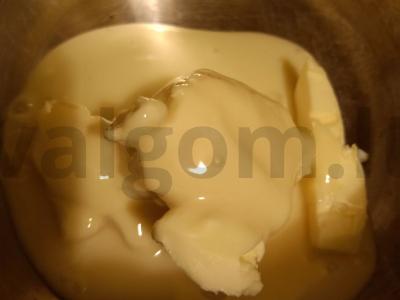 Pavienis iš paprasto kondensuoto pieno Žingsnis 1