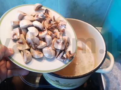 Tom Yum su midijomis Žingsnis 1