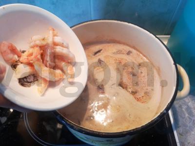 Tom Yum su midijomis Žingsnis 9