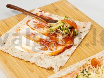 Armėniškas lavašo ritinys su kalakutienos filė Žingsnis 2