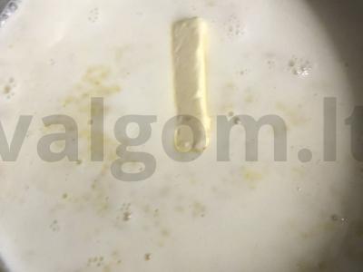 Pšenių košė su sviestu pagrindine nuotrauka