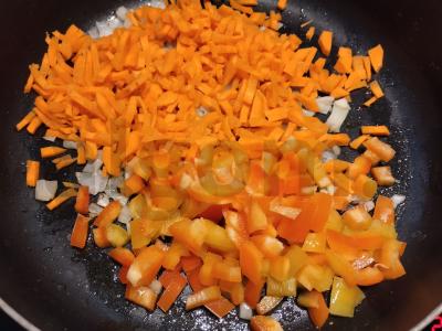 Ryžiai su vištiena ir daržovėmis Žingsnis 3