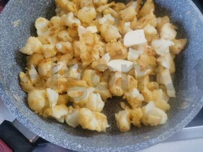 Žiedinė kopūstai, apkepti tešloje Žingsnis 6