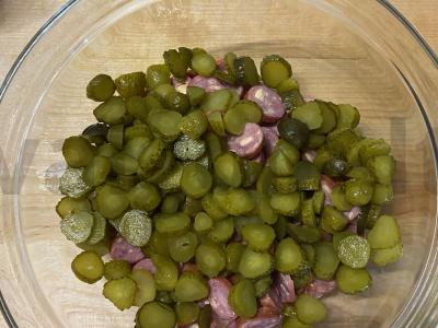 Salotas „Bavarijos“ su rūkytomis dešrelėmis Žingsnis 2