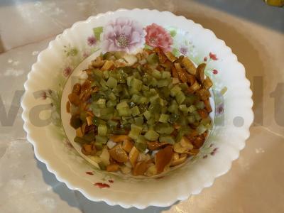 Vegetariškas grybų salotas Žingsnis 3