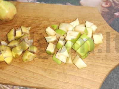 Vasaros vyšnių kompotas su kriaušėmis ir obuoliais Žingsnis 2