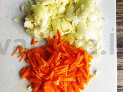 Vištienos sultinio mišri sriuba Žingsnis 2