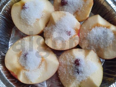 Kepti obuoliai su spanguolėmis Žingsnis 3