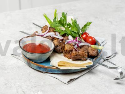 Jautienos šašlykas su kiviais pagrindine nuotrauka