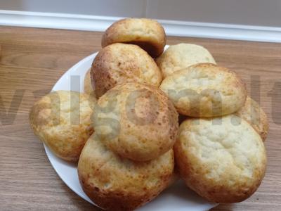 Varškės bandelės pagrindine nuotrauka