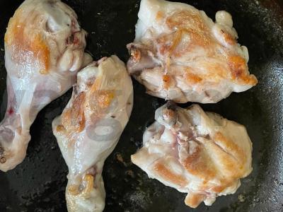 Perliniai kruopos su vištiena kepimo maiše Žingsnis 4