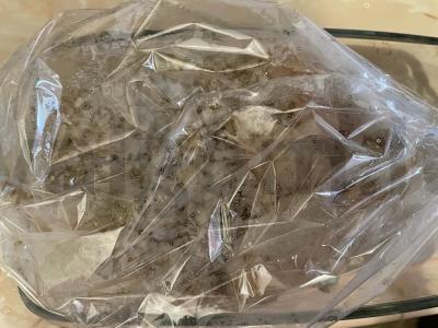 Perliniai kruopos su vištiena kepimo maiše Žingsnis 5