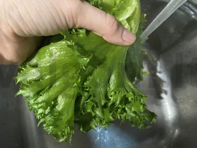 Salotos su tunu ir daržovėmis vakarienei Žingsnis 1