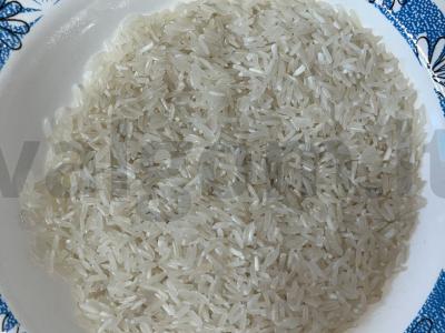 Ryžiai kaip garnyras su sviestu ir prieskoniais Žingsnis 1