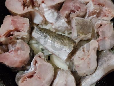 Žuvis po šubė iš morkų Žingsnis 4