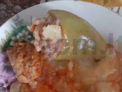 Įdaryti pipirai su bulvių koše pagrindine nuotrauka