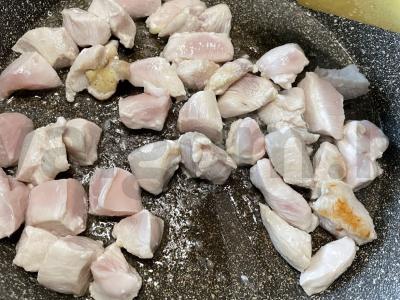 Kepta bulvė su grybais ir vištiena Žingsnis 1