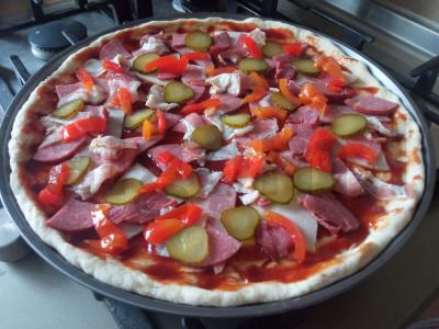 Pica „Barbekiu“ su sūrio rūkyta šonine Žingsnis 3