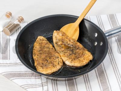 Kalakutienos filė grikių miltų paniruotėje Žingsnis 2