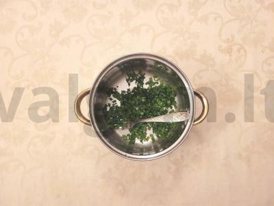 Pavasarinė okroška ant tanno su žolelėmis Žingsnis 2