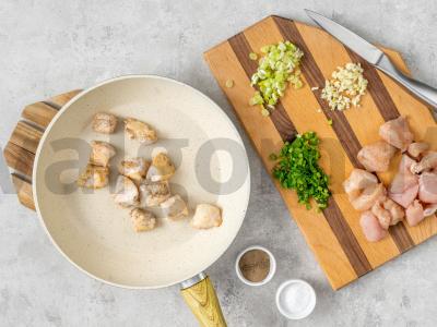 Vištiena su anakardžiais Žingsnis 2