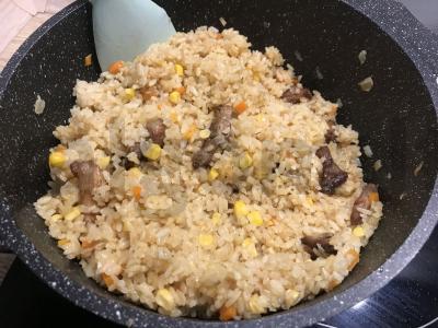 Azijietiškas ryžiai su kukurūzais ir antiena Žingsnis 8