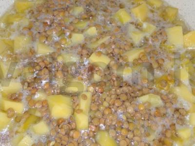 Skani troškinys su kukurūzais ir lęšiais Žingsnis 2