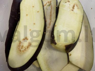 Baklažanų ritinėliai Žingsnis 2