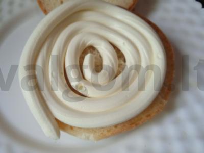 Mėsainis su jautienos kepsniu ir jalapeño Žingsnis 1