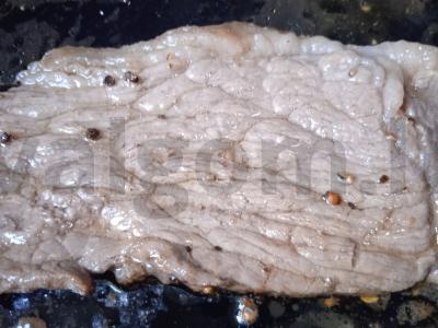 Mėsainis su jautienos kepsniu ir jalapeño Žingsnis 2