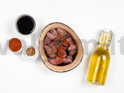 Vištienos širdelės su funčozomis Žingsnis 1